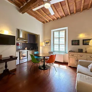 centro-storico-appartamento.it-tuscanyhotel.com/